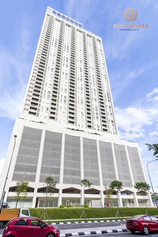 Una Residences, Sunway Velocity By Five Senses กัวลาลัมเปอร์ ภายนอก รูปภาพ